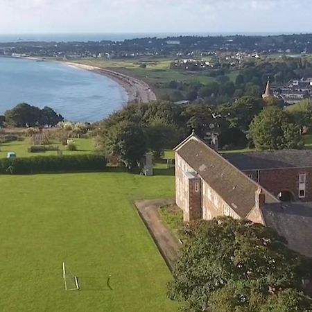 Jersey Accommodation And Activity Centre Gorey Kültér fotó