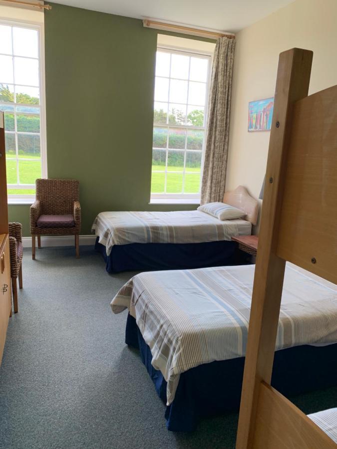 Jersey Accommodation And Activity Centre Gorey Kültér fotó